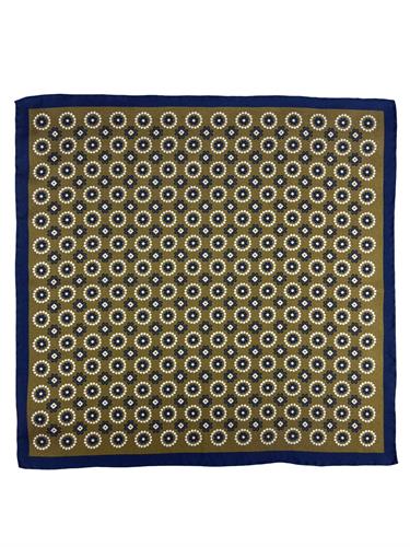 POCHETTE 33X33 100%SETA ORLO A MANO