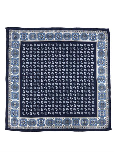 POCHETTE 33X33 100%SETA ORLO A MANO