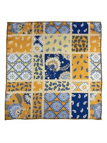 POCHETTE 33X33 100%SETA ORLO A MANO